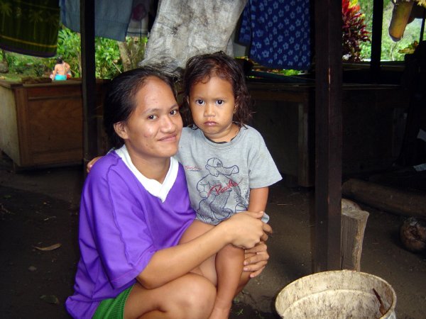 Lorena and her daughter, we traded for her and her fathers carvings and she cooked us a wonderful dinner.