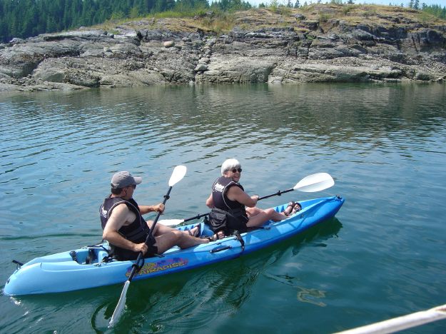 Nonnie and Nonno go Yaking